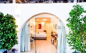 Kratiras View Luxury Suites